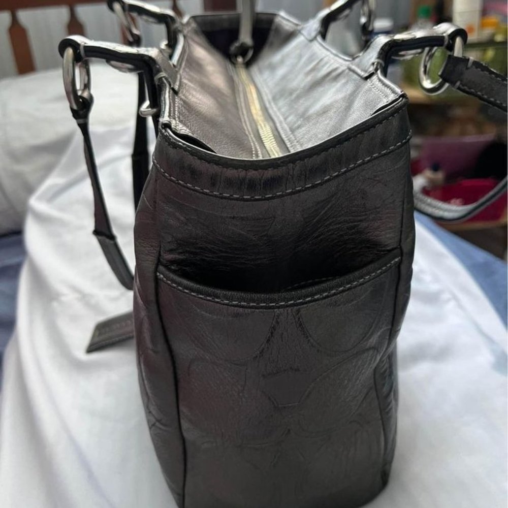 Vintage Silver Coach Bag - Medium Size